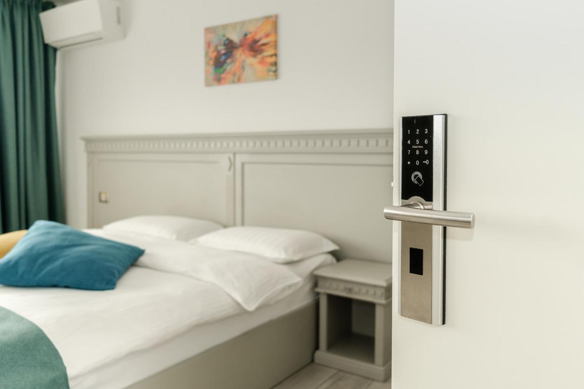 Sky Rooms Sub Coasta Eksteriør billede